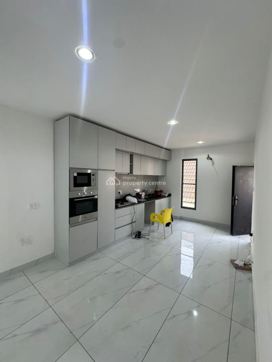 Newly Built 3 Bedroom Apartment on The 2nd Floor with Bq, Lekki Phase 1, Lekki, Lagos, Flat / Apartment for Rent