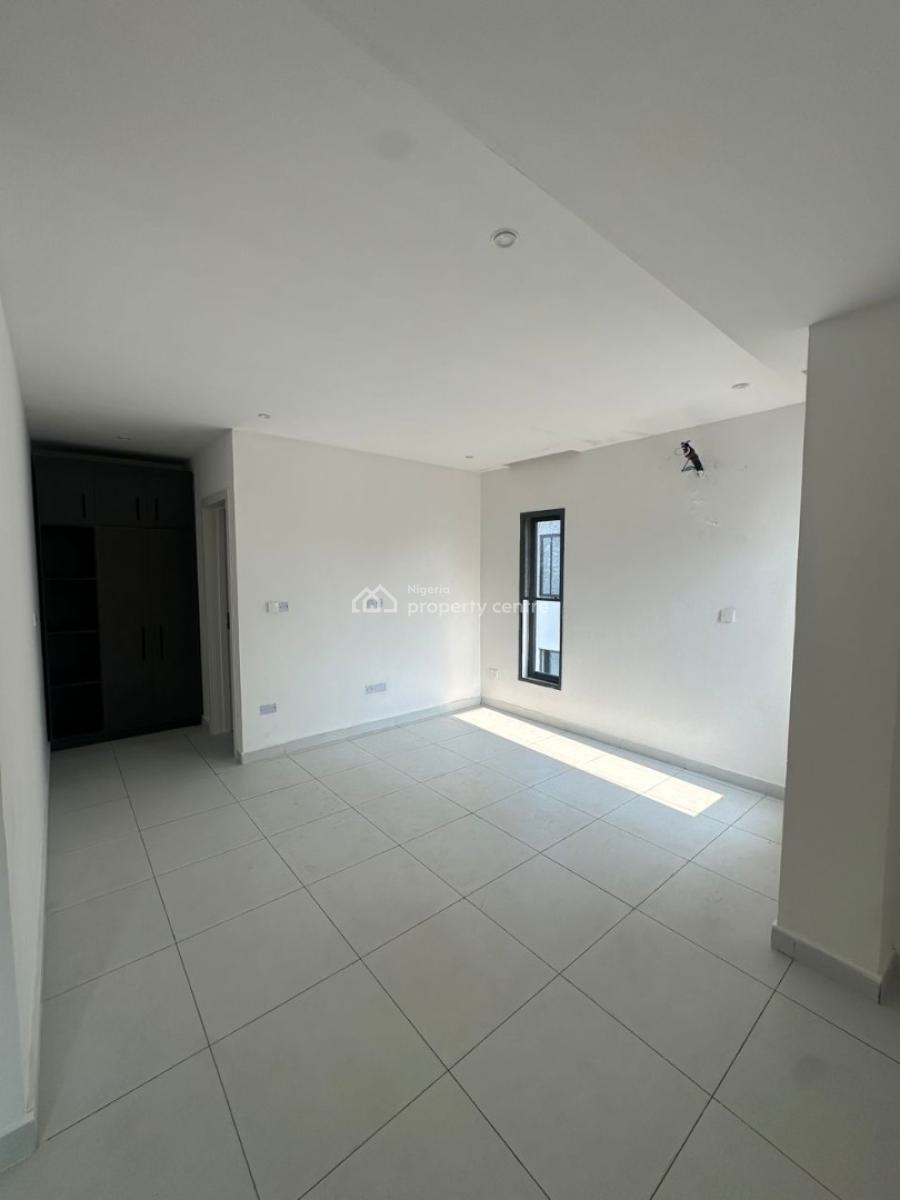 Newly Built 3 Bedroom Apartment on The 2nd Floor with Bq, Lekki Phase 1, Lekki, Lagos, Flat / Apartment for Rent
