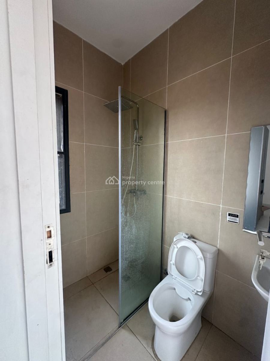 Newly Built 3 Bedroom Apartment on The 2nd Floor with Bq, Lekki Phase 1, Lekki, Lagos, Flat / Apartment for Rent
