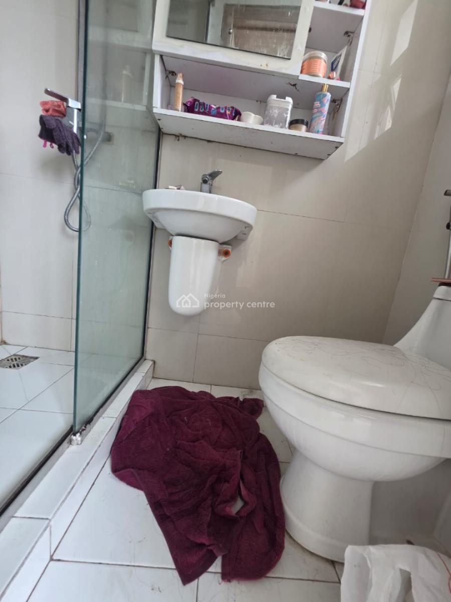 Standard Serviced 2-bedroom Apartment (first Floor), Dideolu Estate, Victoria Island (vi), Lagos, Flat / Apartment for Rent