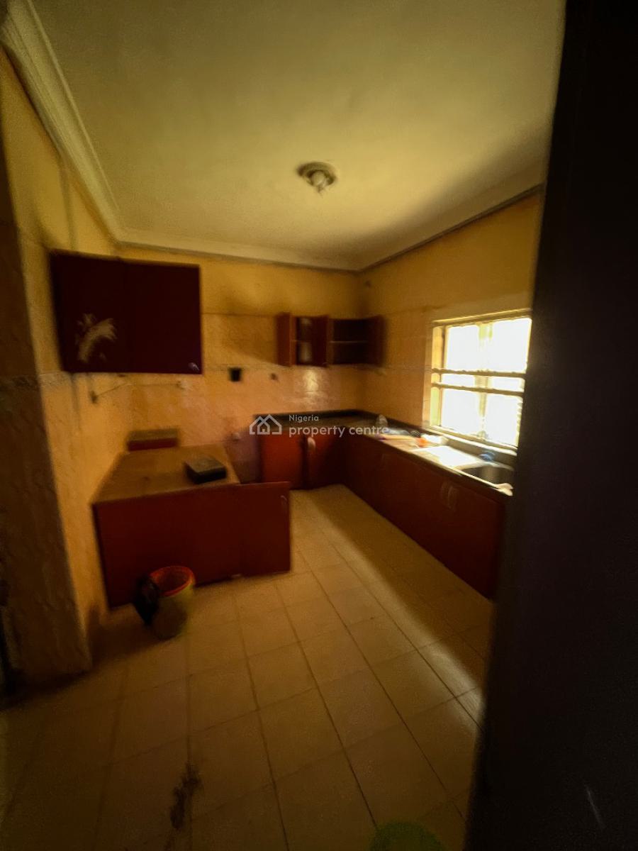 Clean 2 Bedroom Flat, Ground Floor,tarred Rd,, By Wuye Mkt, Wuye, Abuja, Flat / Apartment for Rent