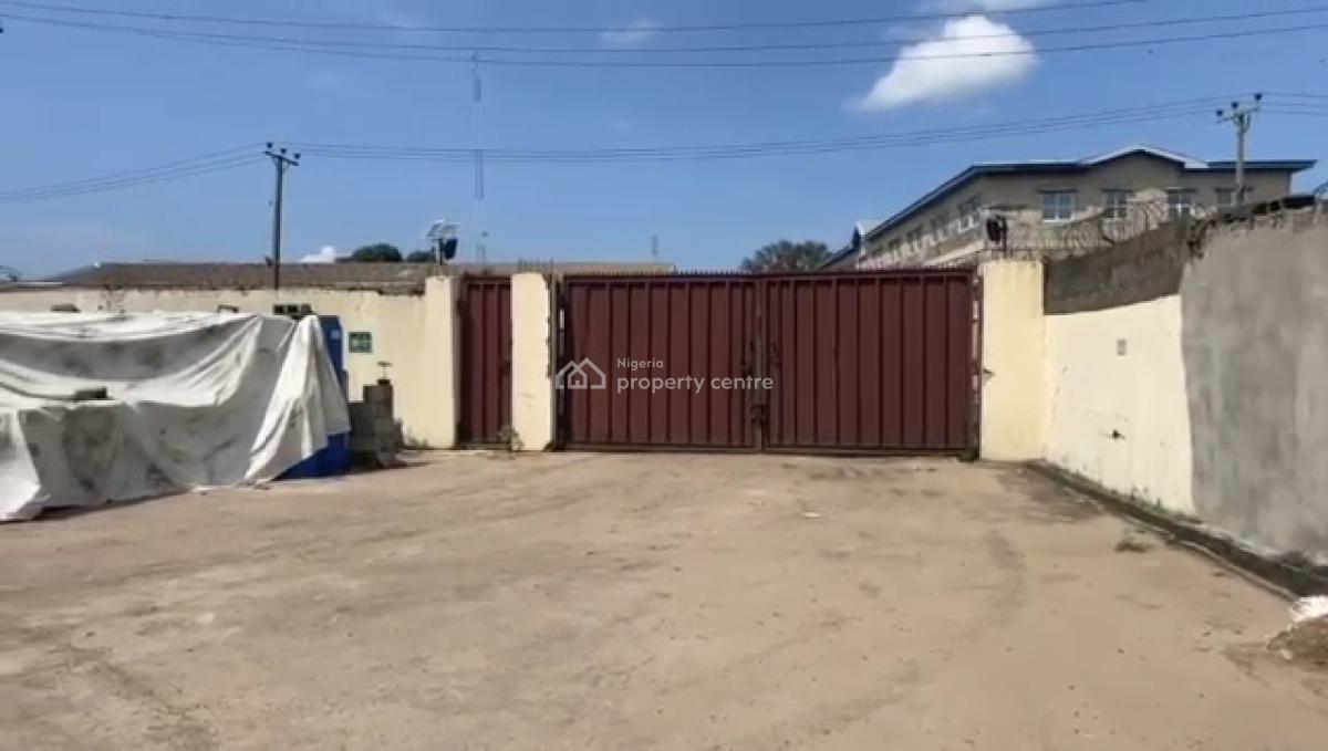 a Bay Warehouse of 1700 Sqmt with Office Space and Very Large Compound, 1st Rainbow Off Oshodi /apapa Express Way Lagos, Oshodi, Lagos, Warehouse for Rent