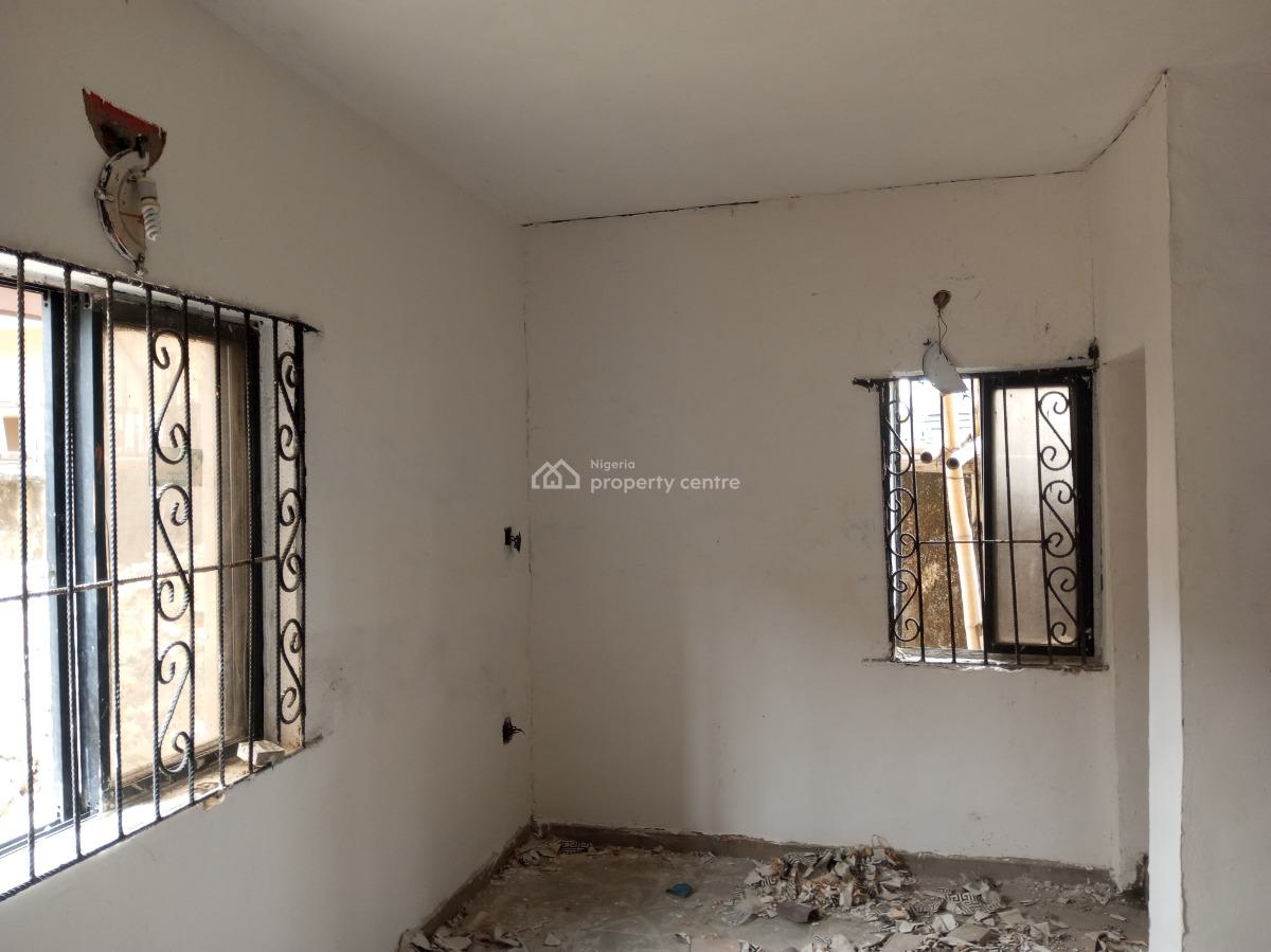 Commercial Building for Hotel/lodging/guesthouse Facing The Road, Badore, Ajah, Lagos, Hotel / Guest House for Rent