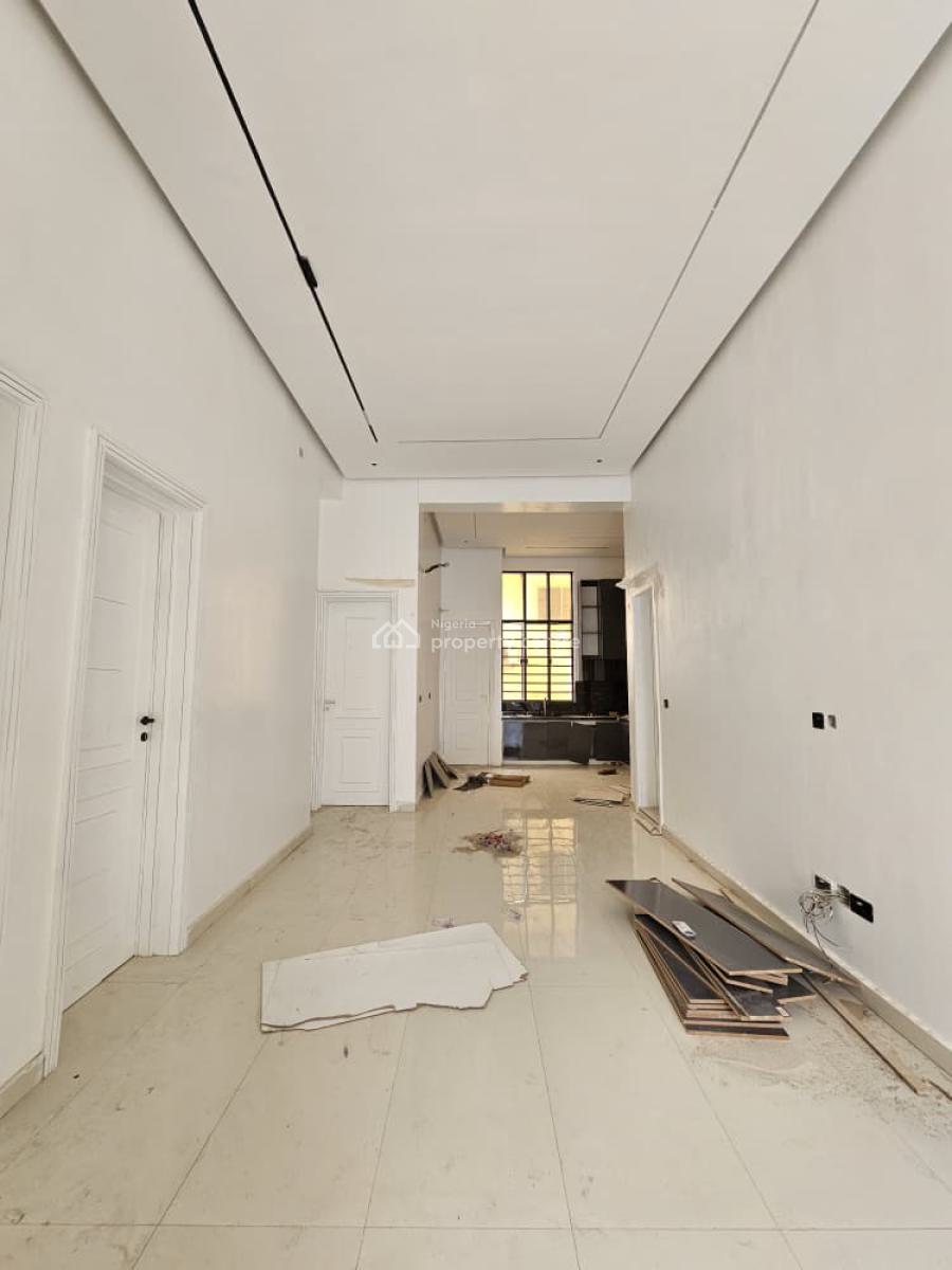 Spacious 3 Bedroom Apartment with an Elevator in a Secure Estate, Lekki Phase 1, Lekki, Lagos, Flat / Apartment for Sale