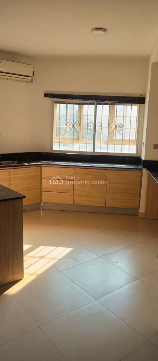 a Very Decent 3 Bedroom Apartment, Banana Island, Ikoyi, Lagos, Flat / Apartment for Rent
