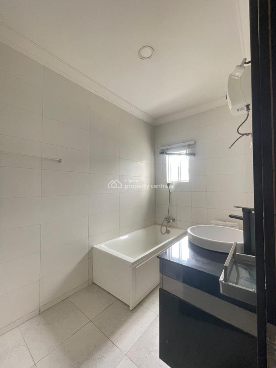 Luxury Spacious 4bedroom with Bq, Oral Estates  Second Tollgate, Lekki, Lagos, House for Rent