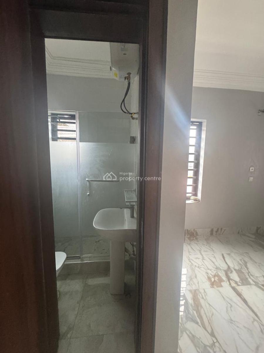 12 Units of 3-bedroom Flats, Olaletan Street, Oniru, Victoria Island (vi), Lagos, Flat / Apartment for Sale