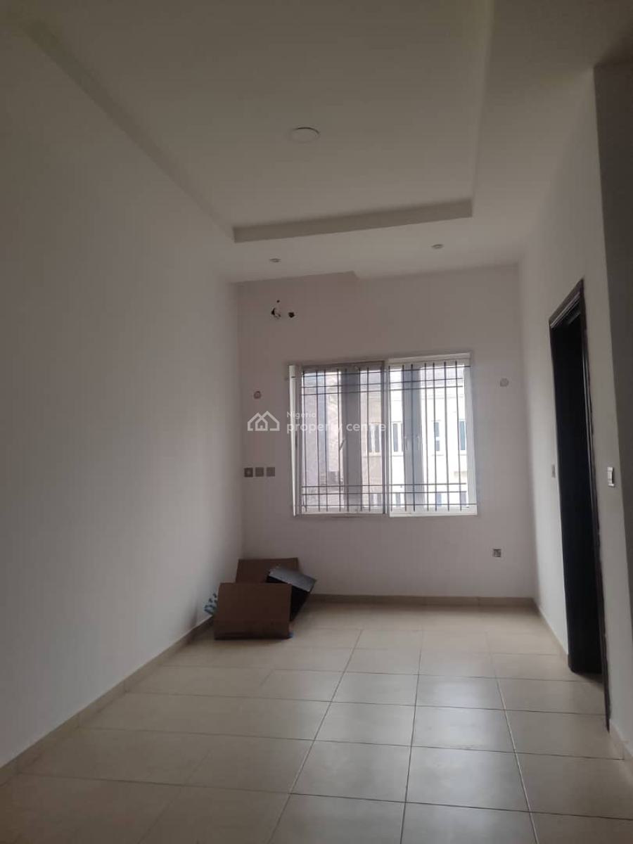 Classic 3bedroom Apartment in a Secured Estate with 24hrs Power Supply, Oral Estate Lekki Lagos, Lekki, Lagos, Flat / Apartment for Rent