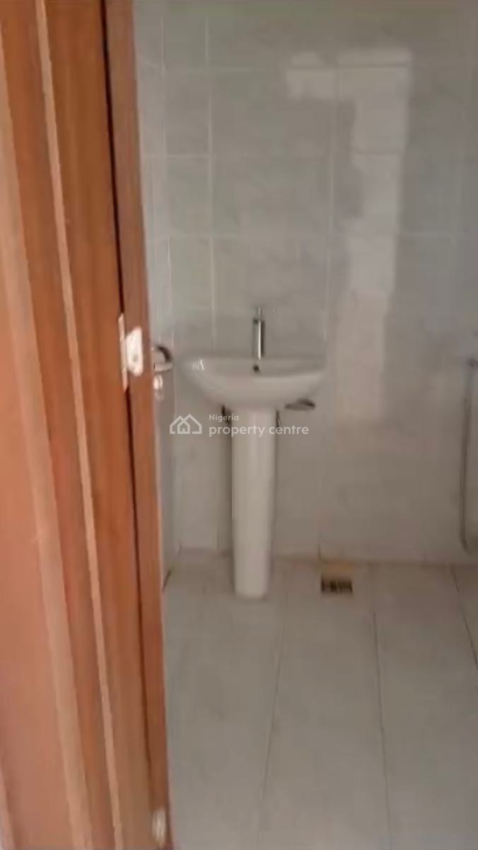 Brand New 4 Bedroom Terrace with Bq, Jahi, Abuja, Terraced Duplex for Rent