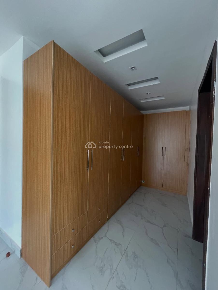 Nicely Built 3 Bedroom Apartment with Bq, Ikoyi, Lagos, Flat / Apartment for Sale