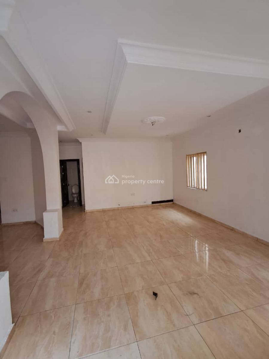 Well Maintained 3-bedroom Flat Ground Floor, Conservation Lekki, Lekki, Lagos, Flat / Apartment for Rent