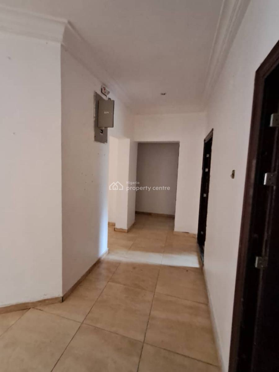 Well Maintained 3-bedroom Flat Ground Floor, Conservation Lekki, Lekki, Lagos, Flat / Apartment for Rent