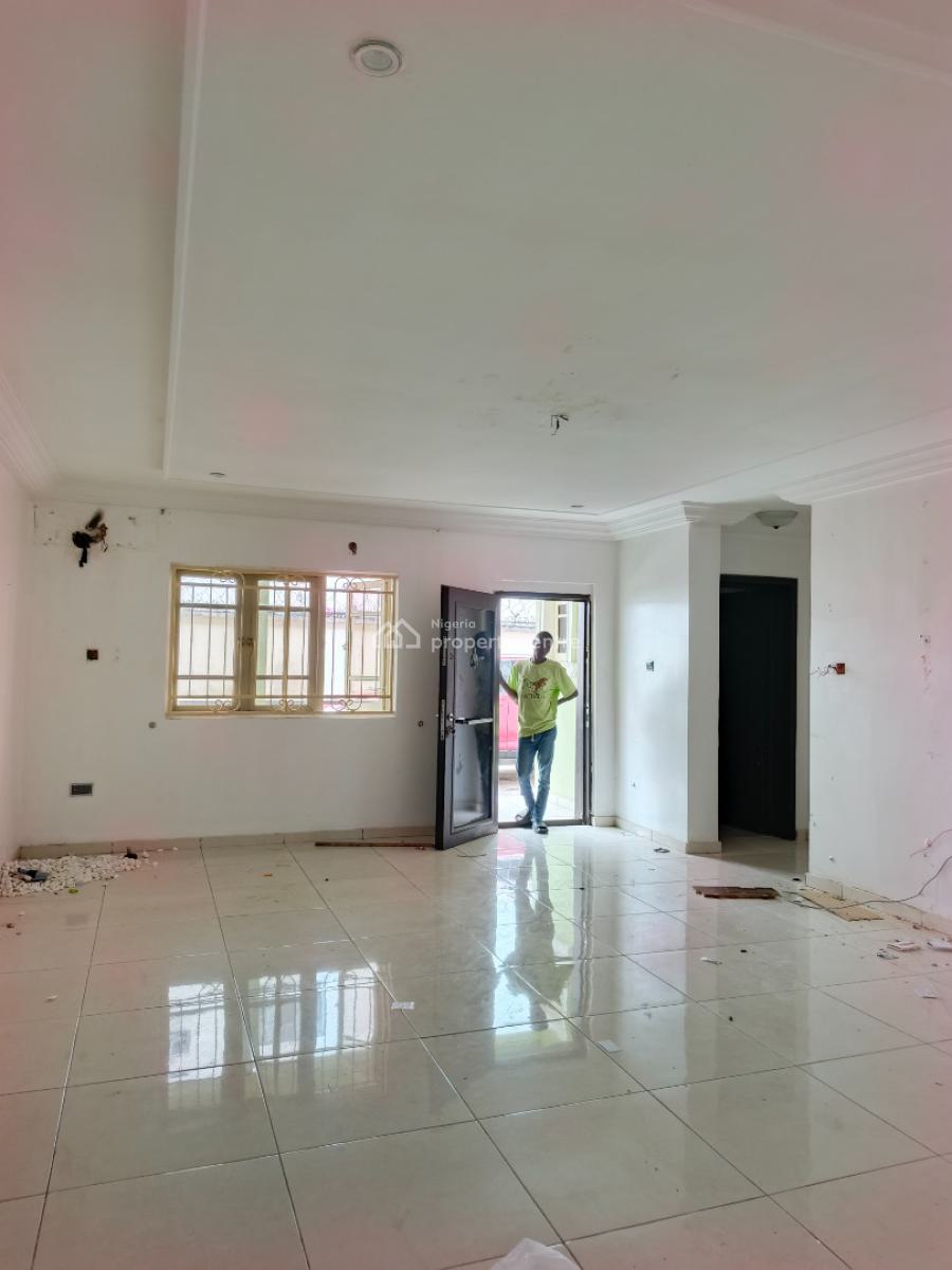Smart Spacious 3 Bedrooms Apartment in a Very Good Estat, in Good Estate at Abraham Adesanya Axis Ajah Lagos., Ajah, Lagos, Flat / Apartment for Rent