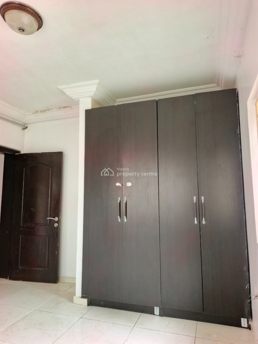 Smart Spacious 3 Bedrooms Apartment in a Very Good Estat, in Good Estate at Abraham Adesanya Axis Ajah Lagos., Ajah, Lagos, Flat / Apartment for Rent