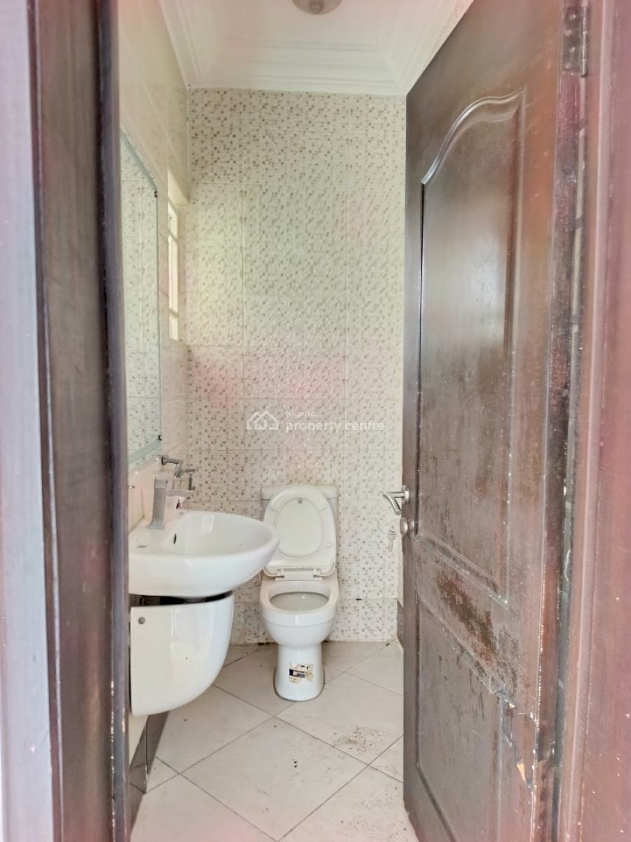 Smart Spacious 3 Bedrooms Apartment in a Very Good Estat, in Good Estate at Abraham Adesanya Axis Ajah Lagos., Ajah, Lagos, Flat / Apartment for Rent