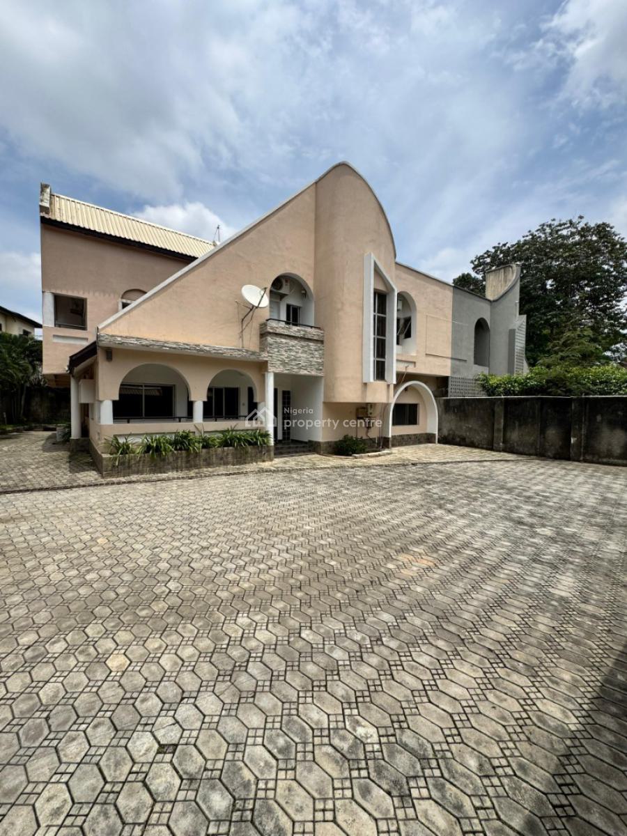 5 Bedrooms Semi-detached Duplex with Attached Bq, Off Aminu Kano Crescent, Wuse 2, Abuja, Semi-detached Duplex for Rent