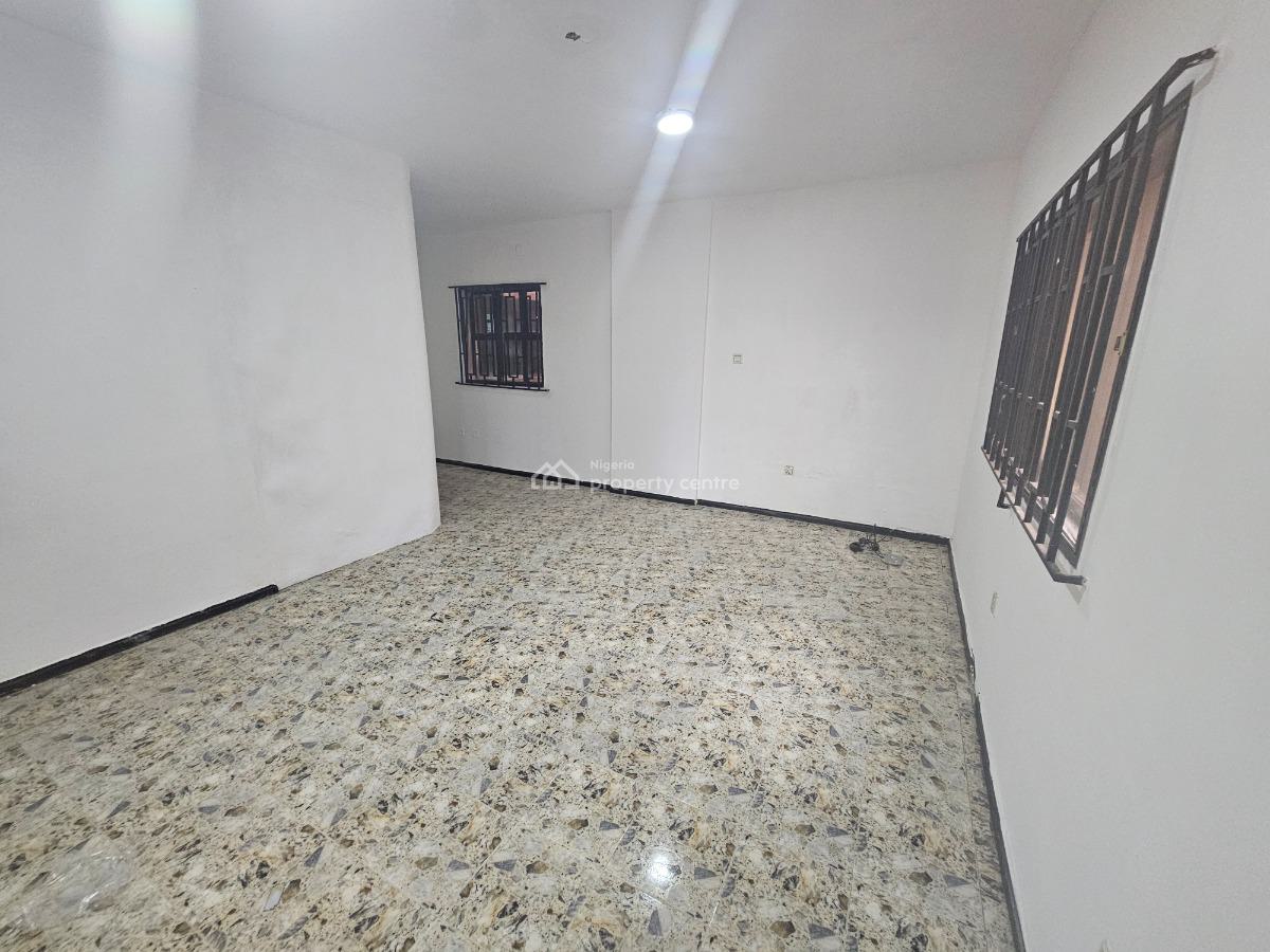 Spacious 1-bedroom Apartment, Off Admiralty Road, Lekki Phase 1, Lekki, Lagos, Mini Flat (room and Parlour) for Rent