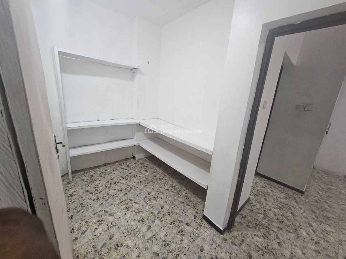 Spacious 1-bedroom Apartment, Off Admiralty Road, Lekki Phase 1, Lekki, Lagos, Mini Flat (room and Parlour) for Rent