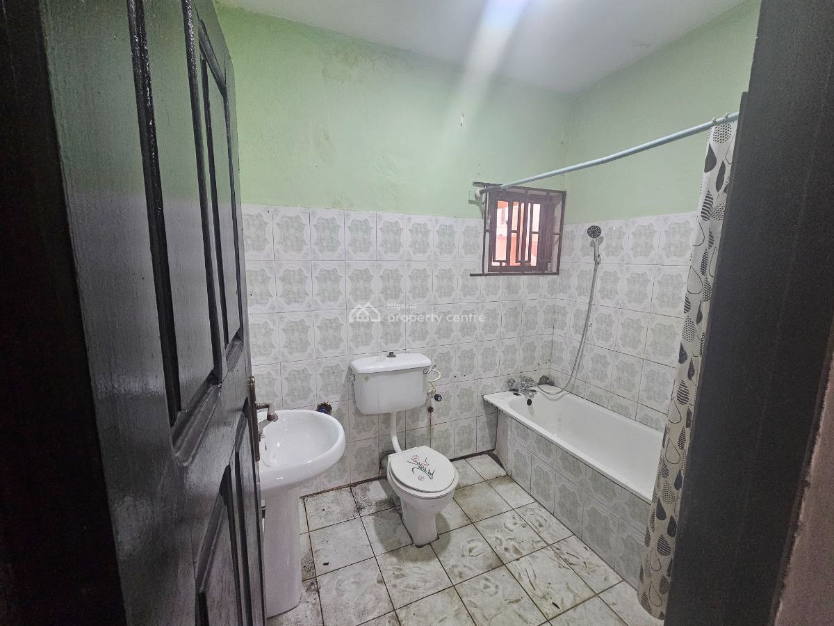 Spacious 1-bedroom Apartment, Off Admiralty Road, Lekki Phase 1, Lekki, Lagos, Mini Flat (room and Parlour) for Rent