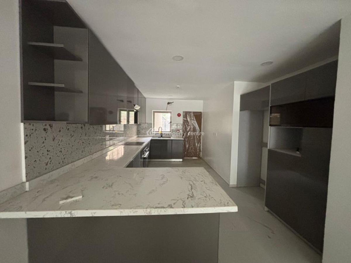 Luxury Built and Spacious Waterfront 2 Bedroom Maisonette, Banana Island, Ikoyi, Lagos, Flat / Apartment for Rent