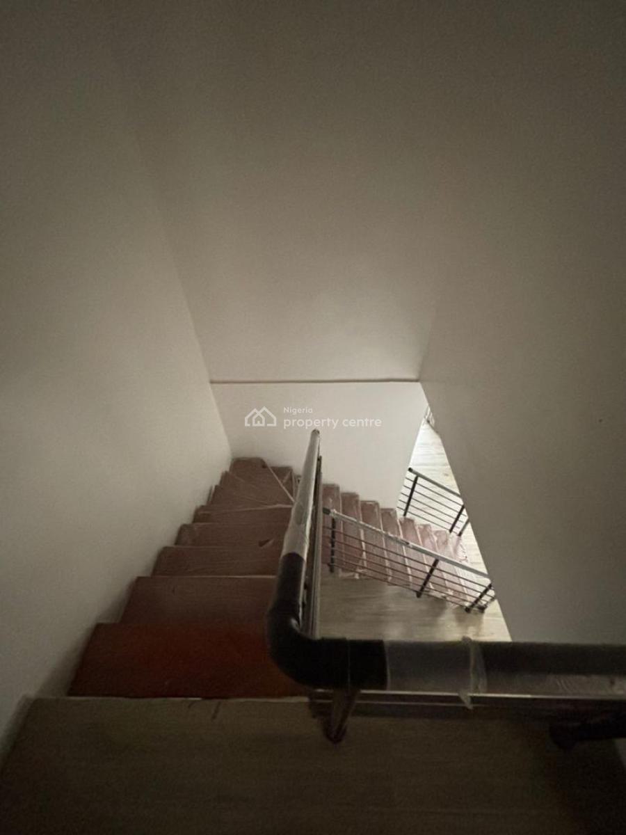Luxury Built and Spacious Waterfront 2 Bedroom Maisonette, Banana Island, Ikoyi, Lagos, Flat / Apartment for Rent