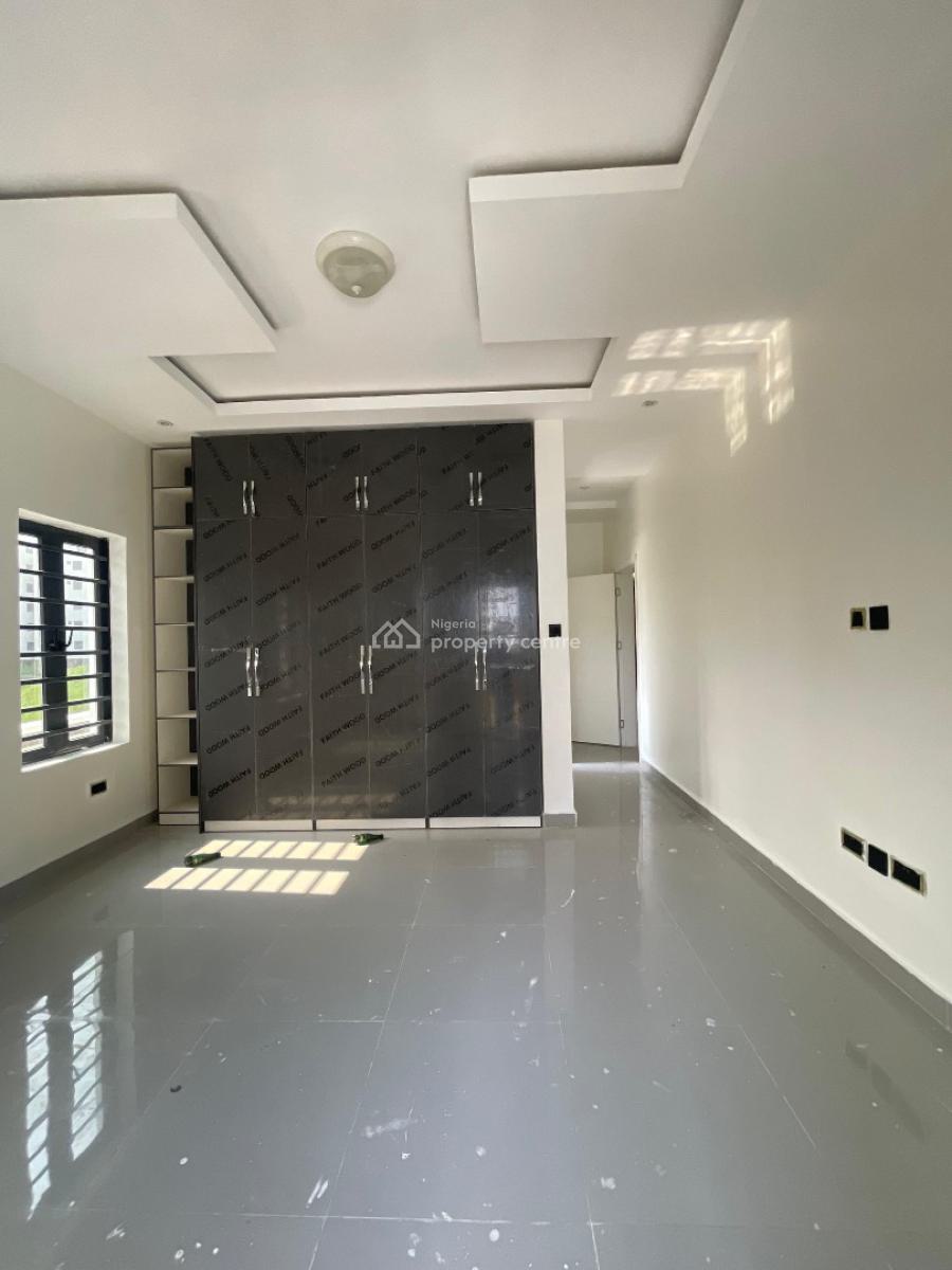 Premium 2 Bedroom Apartment with Pool at Lekki Phase 1, Lekki Phase 1, Lekki, Lagos, Flat / Apartment for Sale
