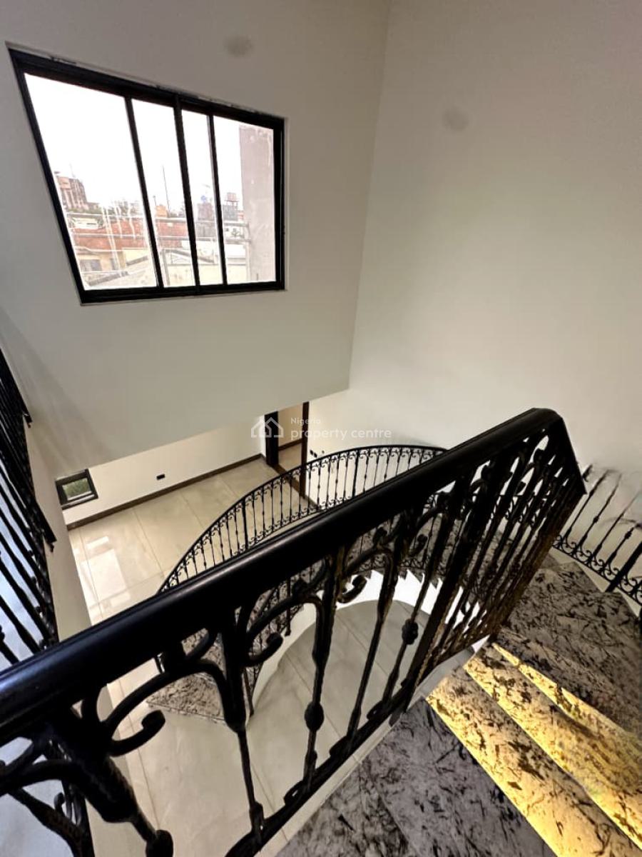 5 Bedroom Luxury  Penthouse, Ikoyi, Lagos, House for Sale