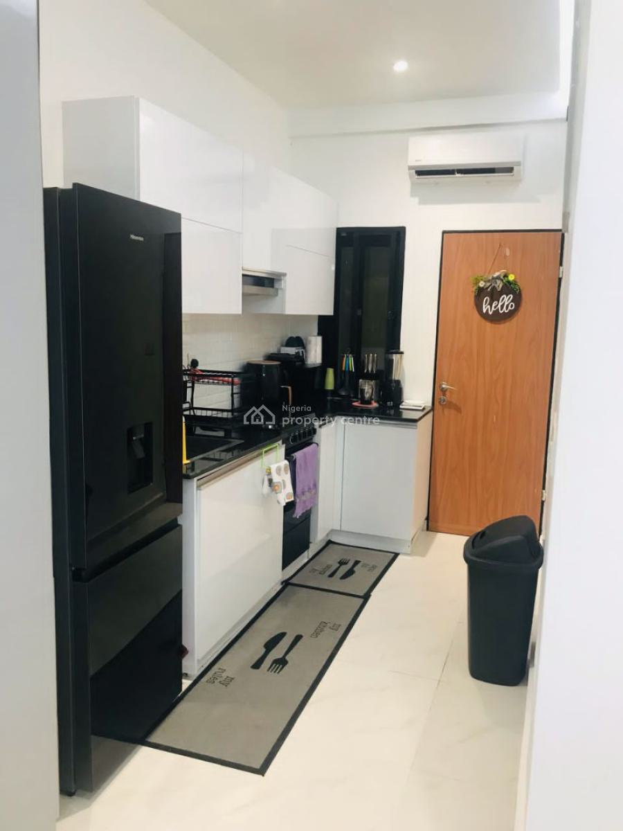 Spacious 1 Bedroom Apartment with Ps5 & Snooker, Aromire Road, Allen, Ikeja, Lagos, Mini Flat (room and Parlour) Short Let