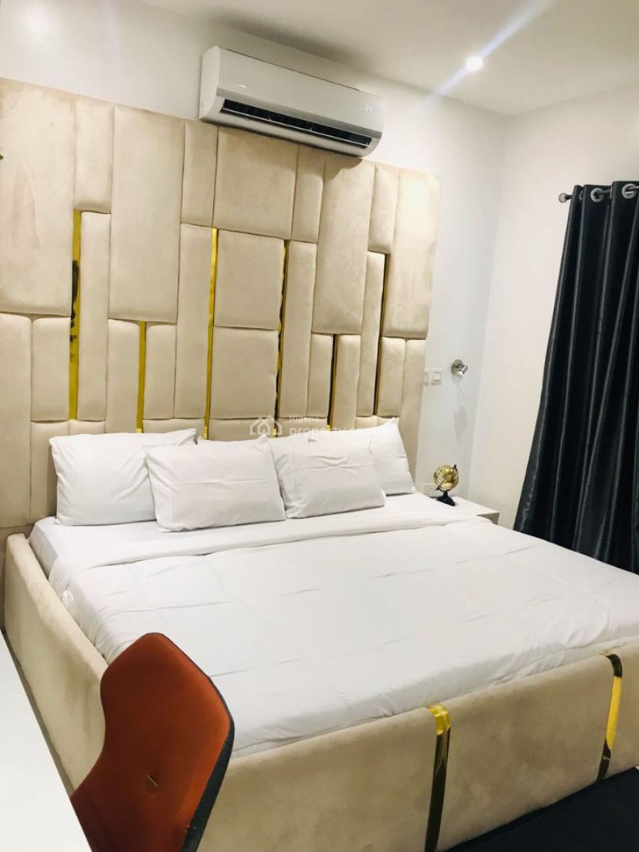 Spacious 1 Bedroom Apartment with Ps5 & Snooker, Aromire Road, Allen, Ikeja, Lagos, Mini Flat (room and Parlour) Short Let