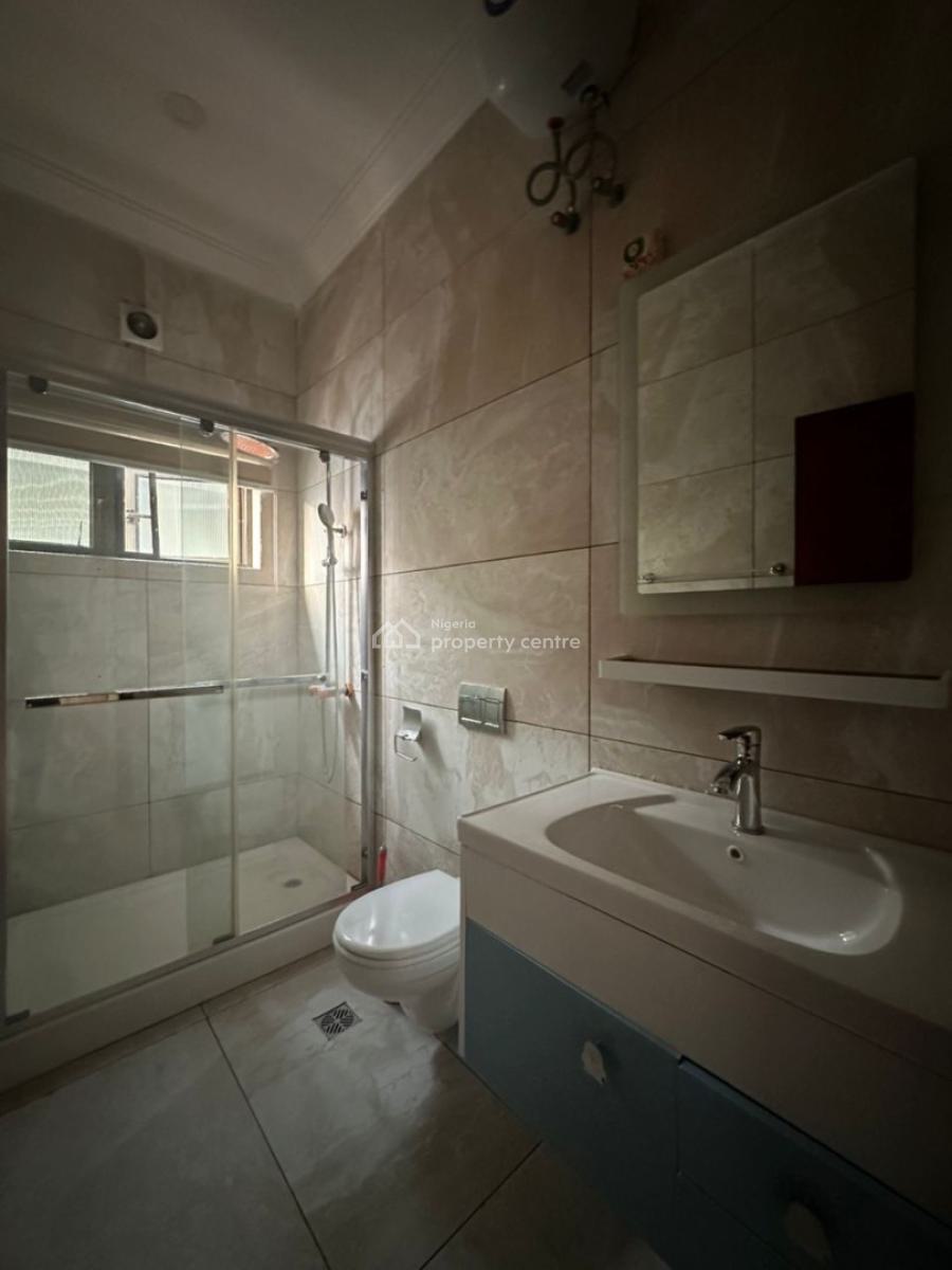 Super Hot Distress Property Exquisitely Built 4 Bedroom Terrace Duplex & Bq, Periwinkle Estate, Lekki Phase 1, Lekki, Lagos, Detached Duplex for Sale