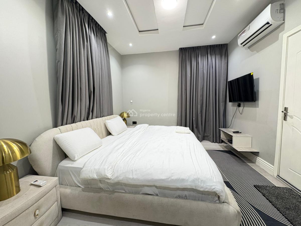 Brand New 3 Bedrooms Luxurious Apartment, Lekki Phase 1, Lekki, Lagos, Flat / Apartment Short Let
