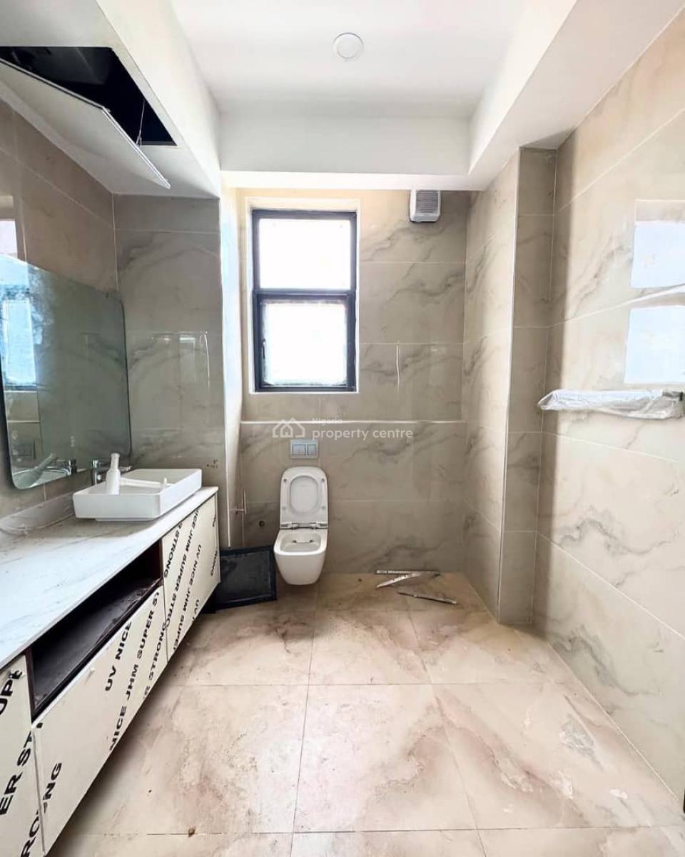 Carved Luxury 3 Bedroom Apartmemt with Bq, Lekki Phase 1, Lekki, Lagos, Flat / Apartment for Sale