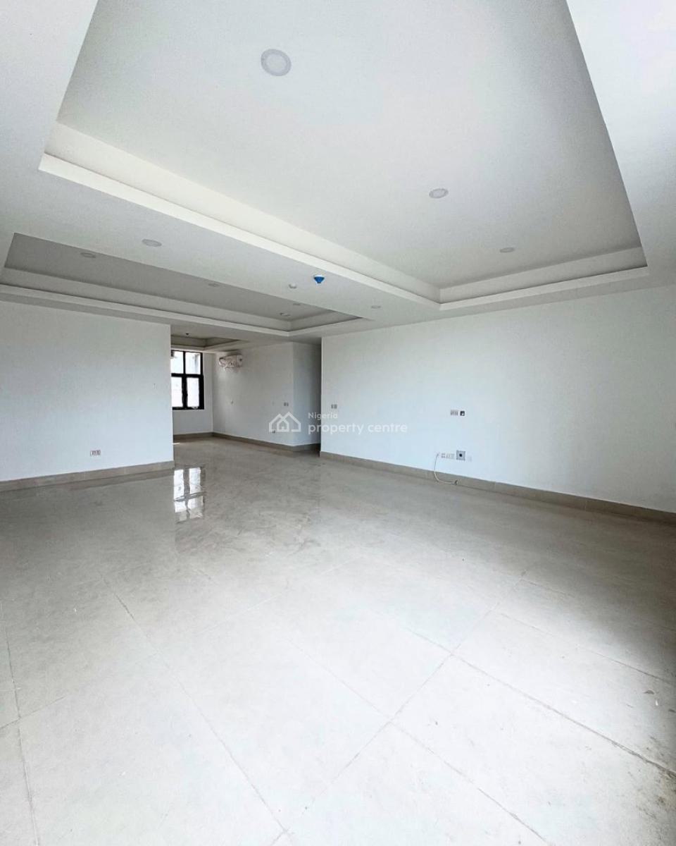 Carved Luxury 3 Bedroom Apartmemt with Bq, Lekki Phase 1, Lekki, Lagos, Flat / Apartment for Sale