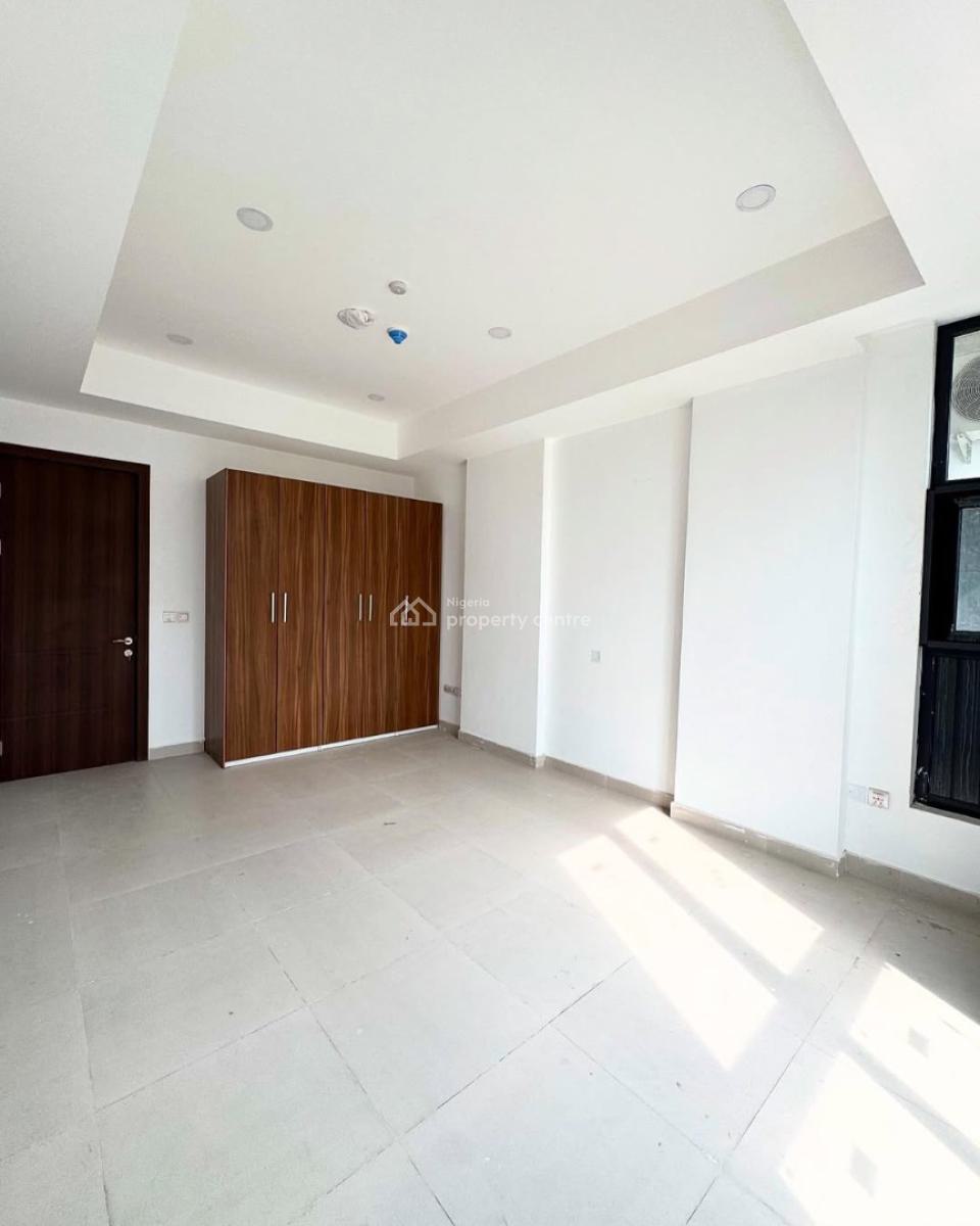 Carved Luxury 3 Bedroom Apartmemt with Bq, Lekki Phase 1, Lekki, Lagos, Flat / Apartment for Sale