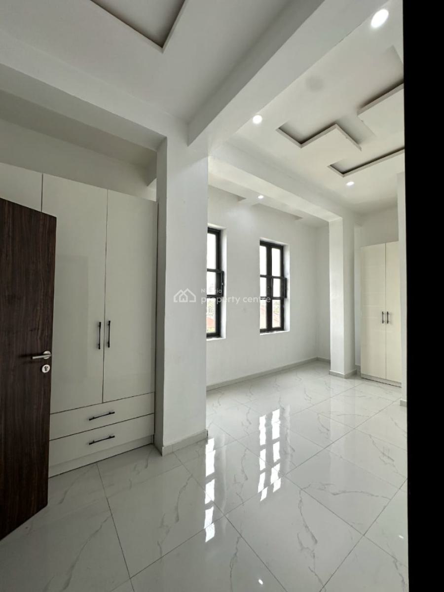 3 Bedroom Luxury  Penthouse with a  Studio Apartment Bq, Ikoyi, Lagos, House for Rent