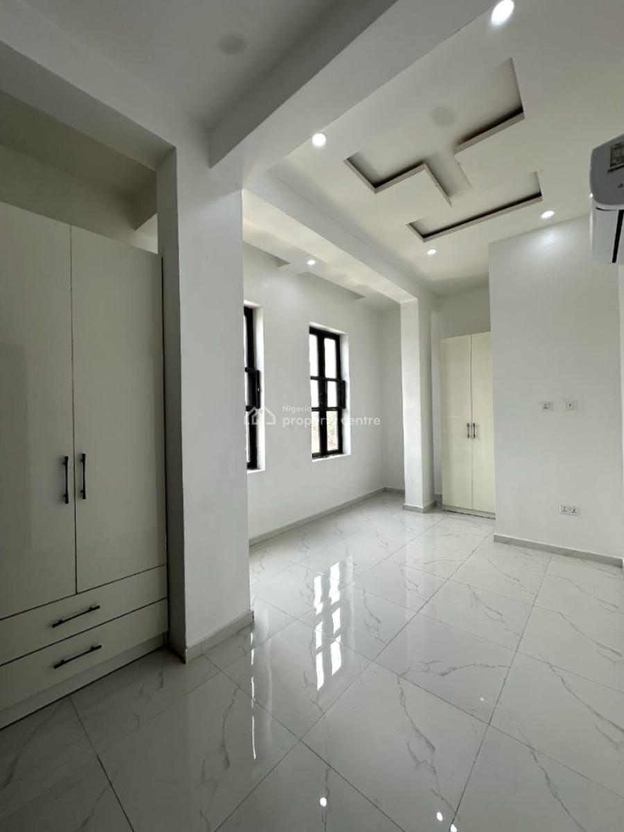 3 Bedroom Luxury  Penthouse with a  Studio Apartment Bq, Ikoyi, Lagos, House for Rent