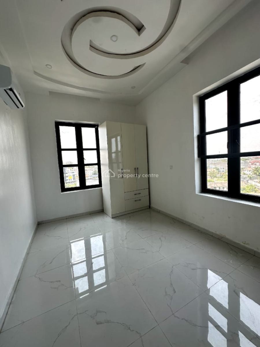 3 Bedroom Luxury  Penthouse with a  Studio Apartment Bq, Ikoyi, Lagos, House for Rent