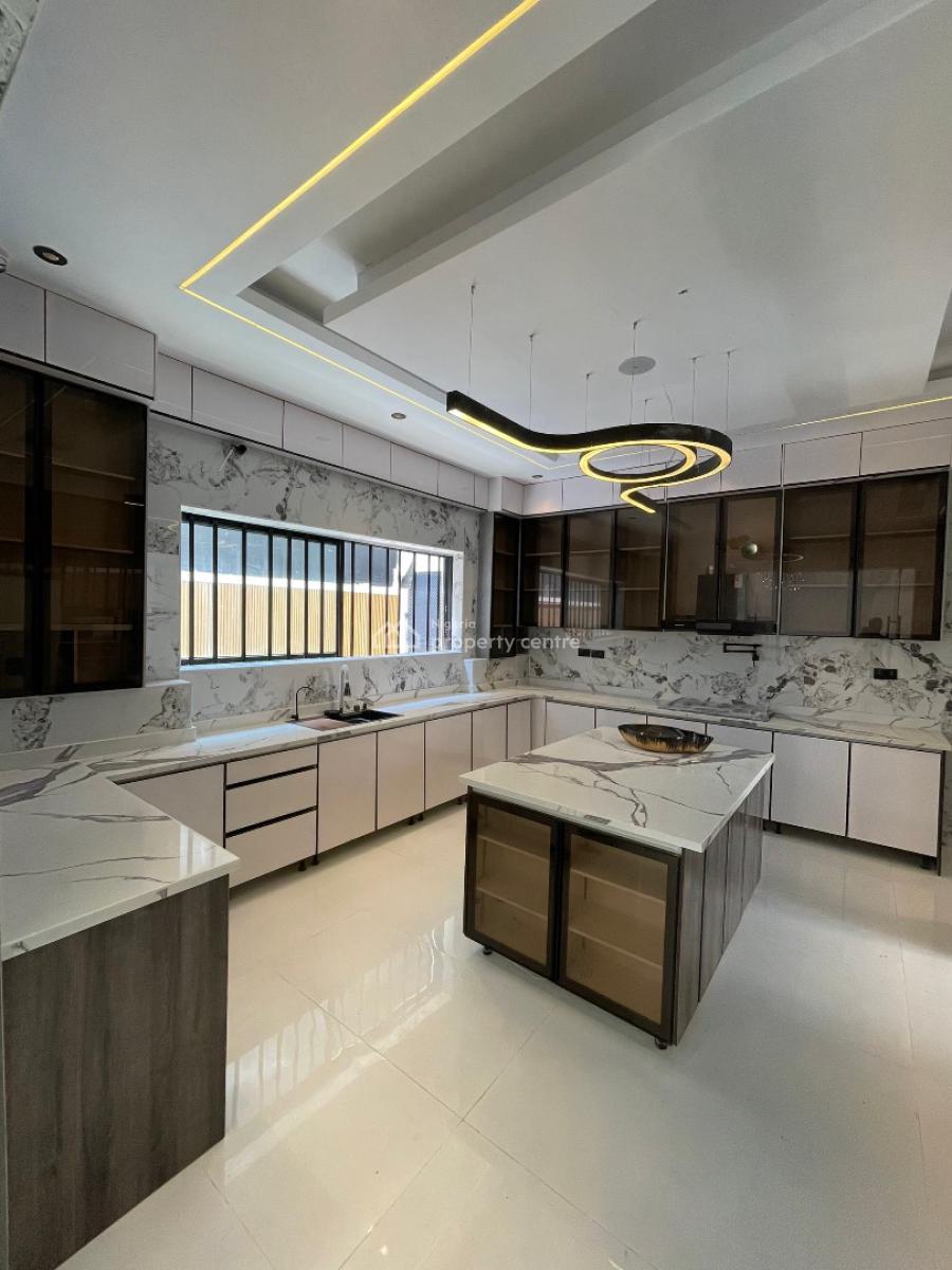 Contemporary 5 Bedrooms Detached Duplex, Lekki Phase 1, Lekki, Lagos, Detached Duplex for Sale