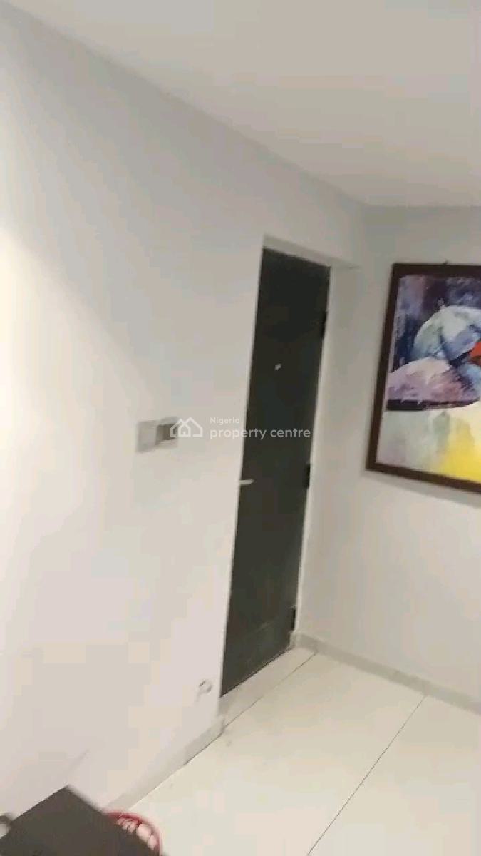 Well Finished, Furnished 3 Bedroom Apartment, Obanikoro, Shomolu, Lagos, Flat / Apartment for Rent