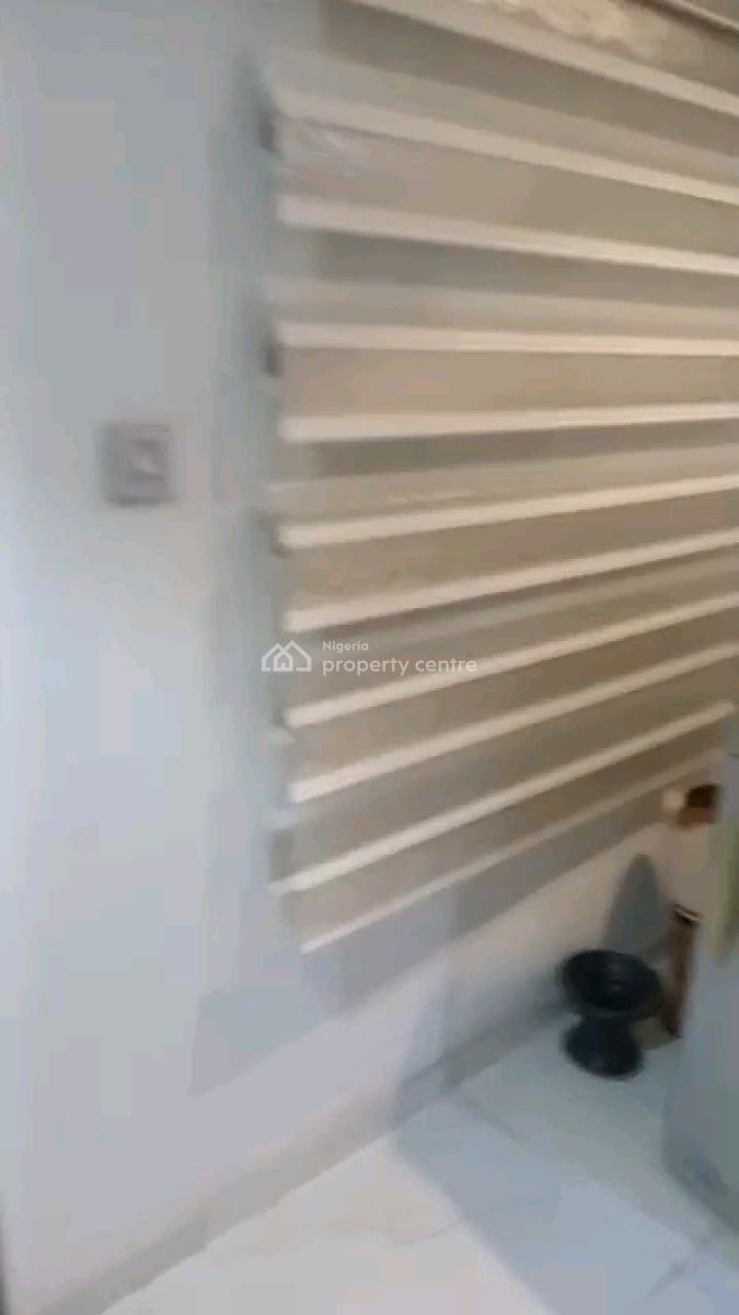 Well Finished, Furnished 3 Bedroom Apartment, Obanikoro, Shomolu, Lagos, Flat / Apartment for Rent