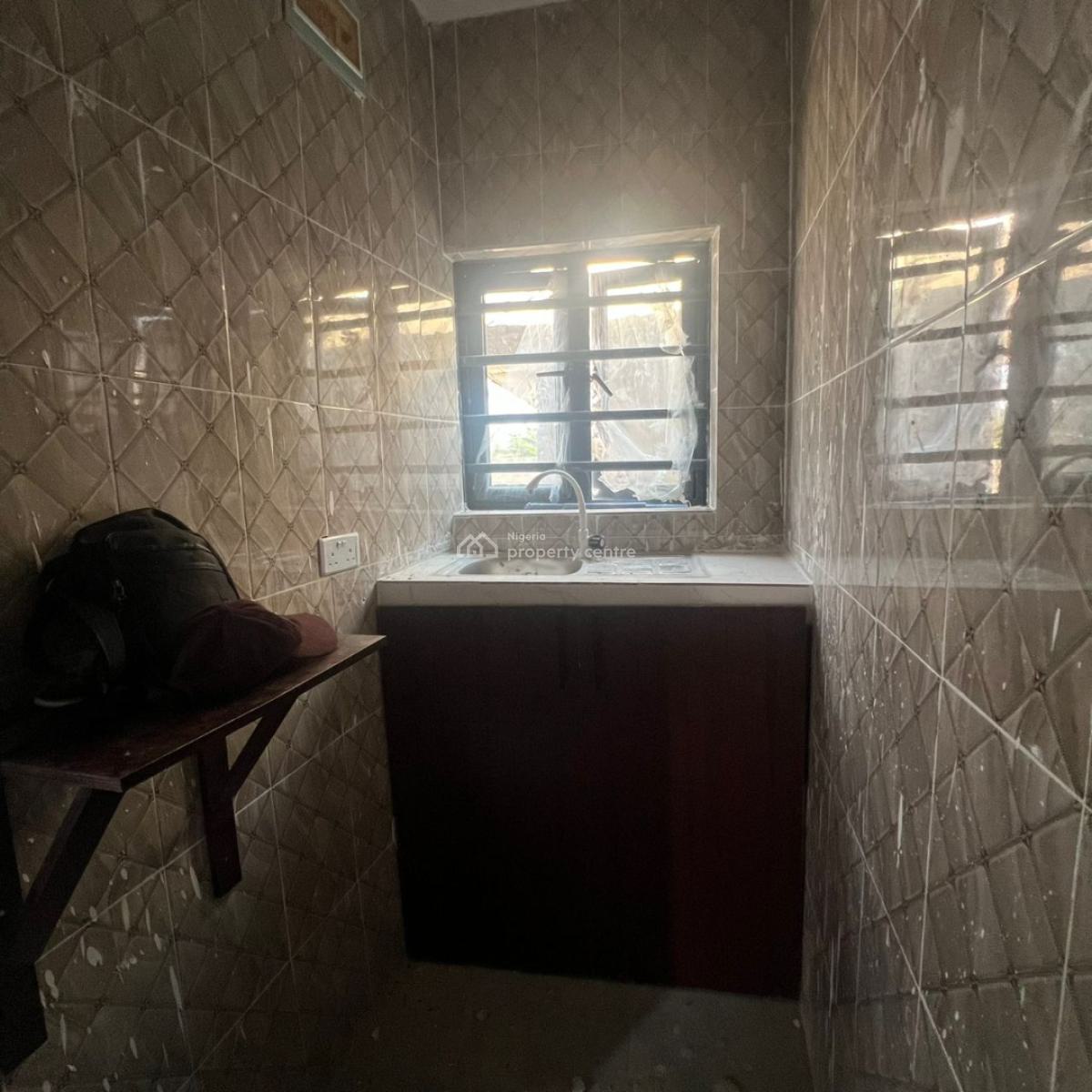 One Bedroom Apartment, Ogombo, Ajah, Lagos, Flat / Apartment for Rent