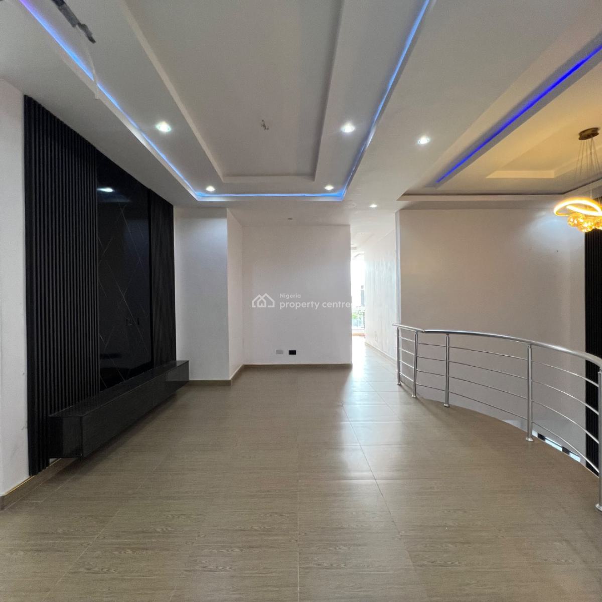 5 Bedroom & 2bq, Osapa, Lekki, Lagos, Detached Duplex for Sale