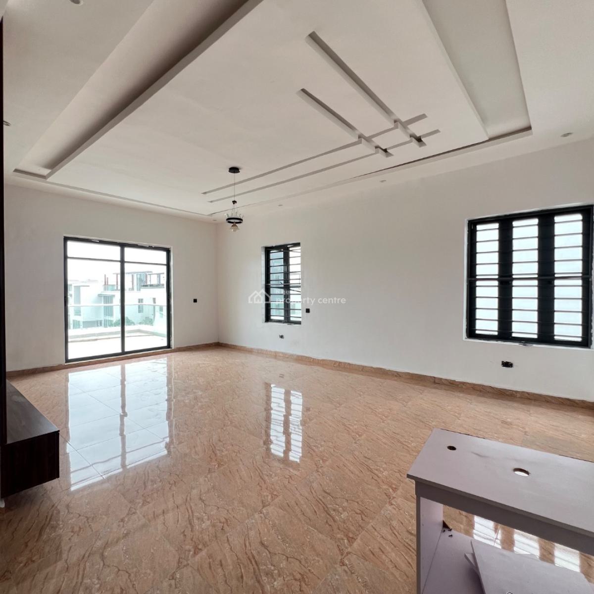 5 Bedroom & 2bq, Osapa, Lekki, Lagos, Detached Duplex for Sale