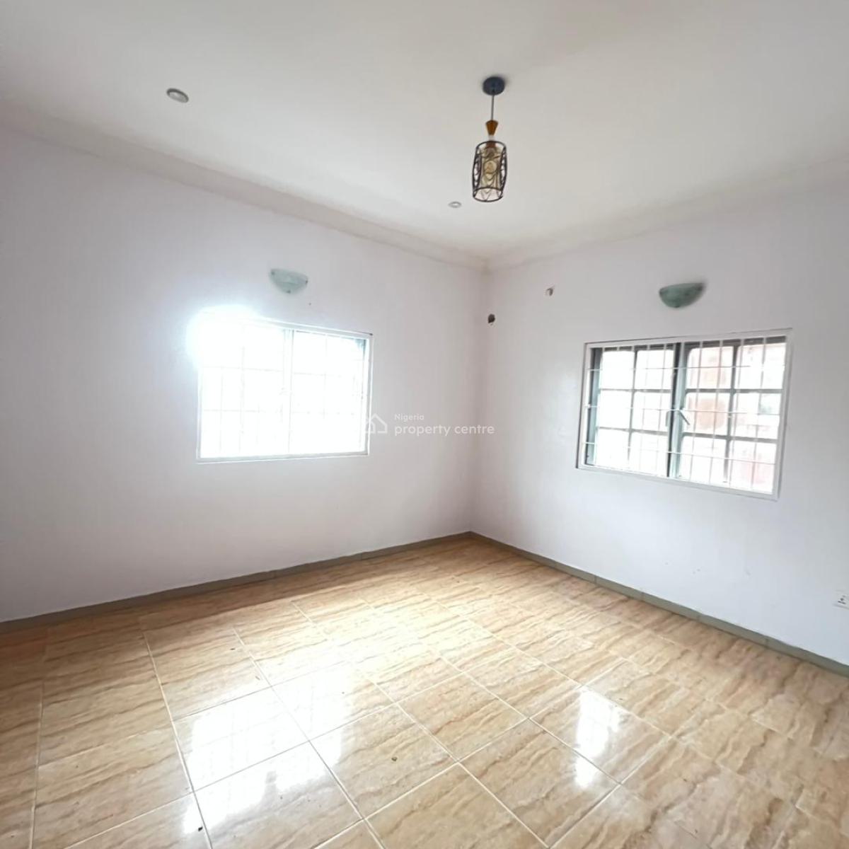 Studio- En-suite + Separate Kitchen in Common Area, Osapa, Lekki, Lagos, Flat / Apartment for Rent