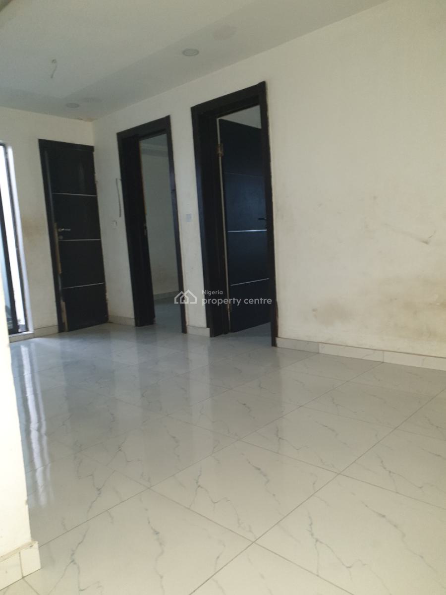 Spacious Service 2bedroom Flat Ologolo, Ologolo, Lekki, Lagos, Flat / Apartment for Rent