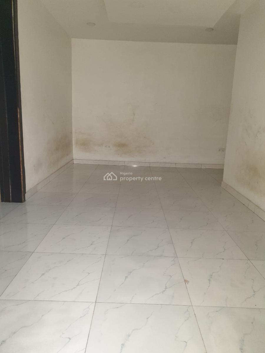 Spacious Service 2bedroom Flat Ologolo, Ologolo, Lekki, Lagos, Flat / Apartment for Rent