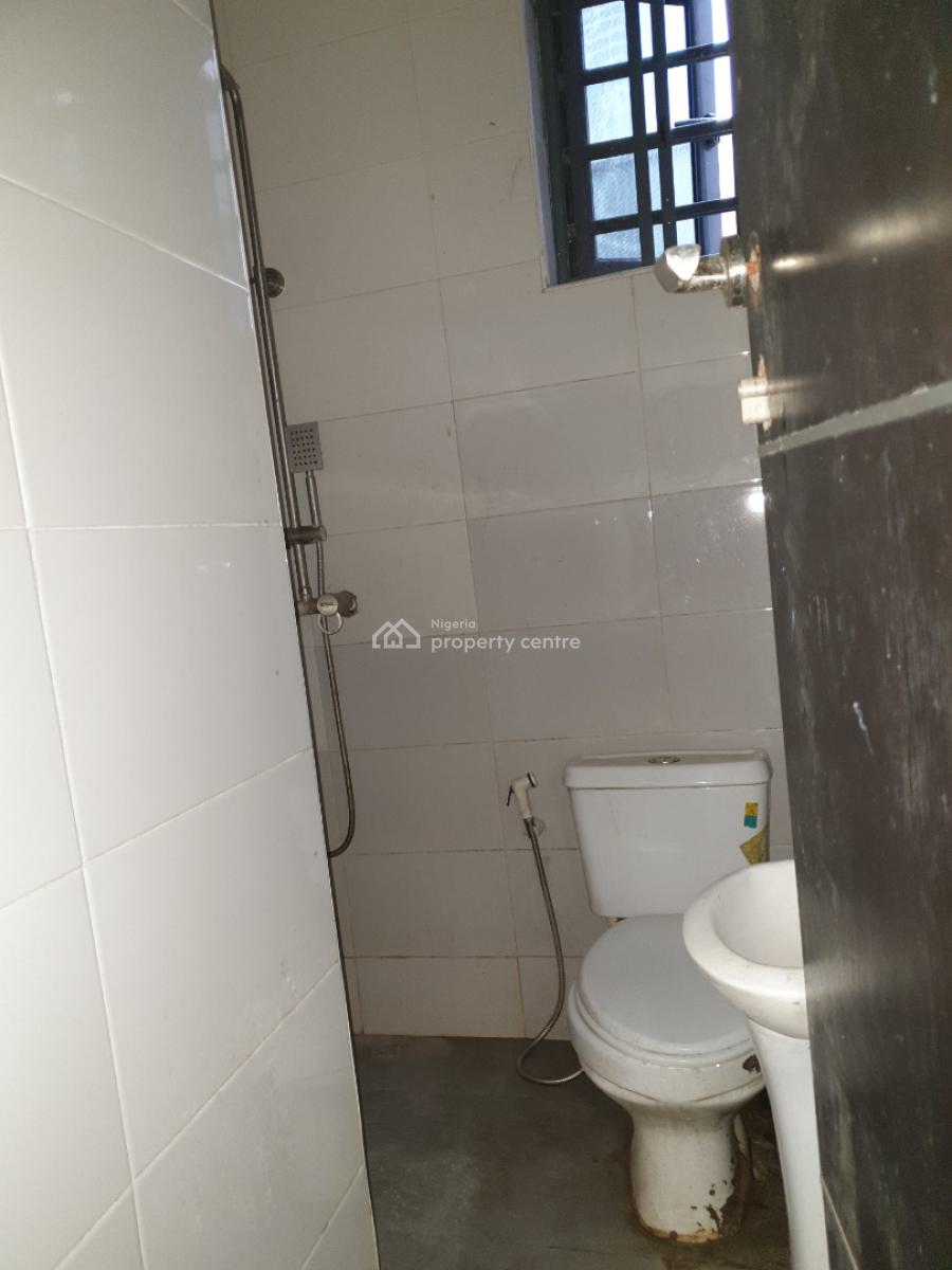 Spacious Service 2bedroom Flat Ologolo, Ologolo, Lekki, Lagos, Flat / Apartment for Rent