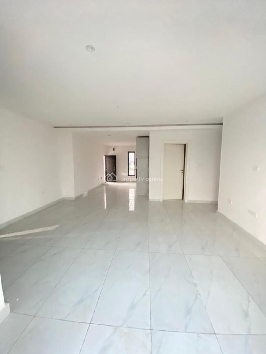 Brand New 3 Bedroom Apartment with Elevator, Pool and Rooftop, Lekki Phase 1, Lekki, Lagos, Flat / Apartment for Rent