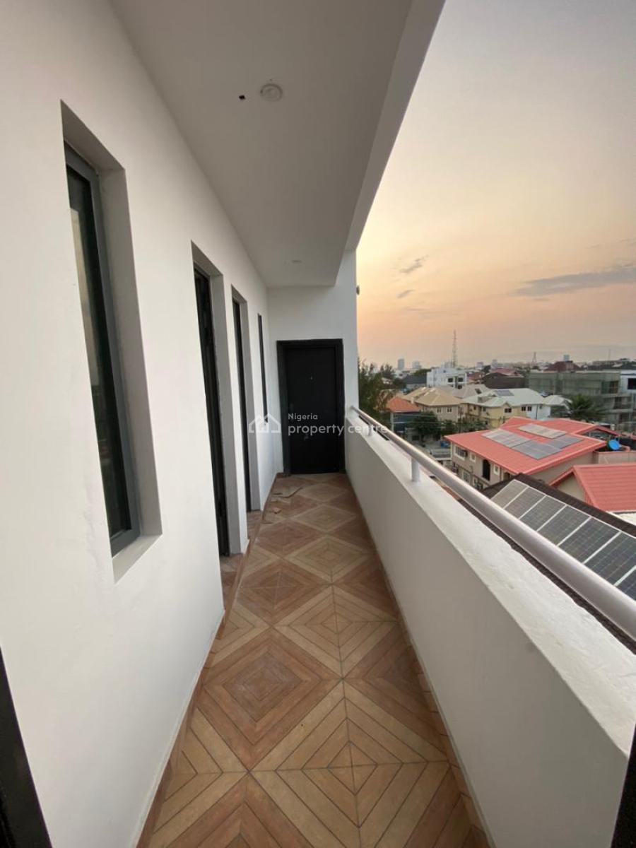 Brand New 3 Bedroom Apartment with Elevator, Pool and Rooftop, Lekki Phase 1, Lekki, Lagos, Flat / Apartment for Rent