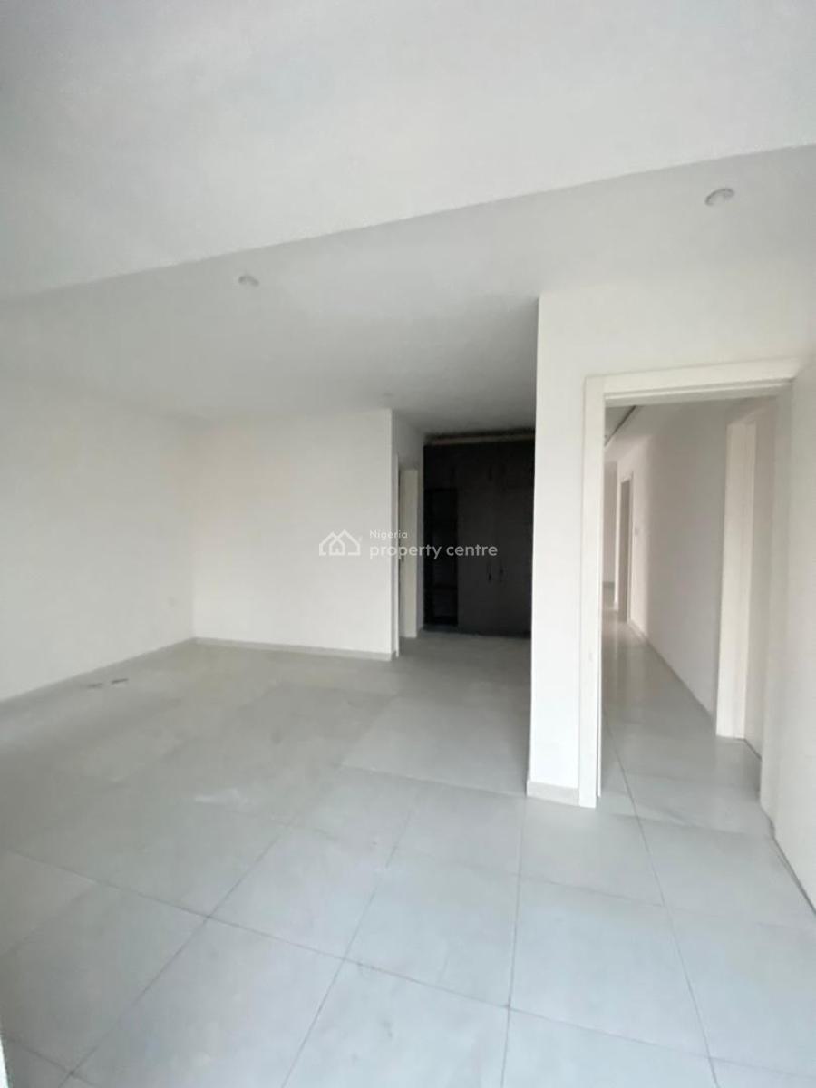 Brand New 3 Bedroom Apartment with Elevator, Pool and Rooftop, Lekki Phase 1, Lekki, Lagos, Flat / Apartment for Rent